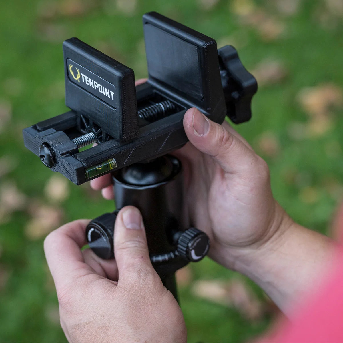 TenPoint Axis Tripod