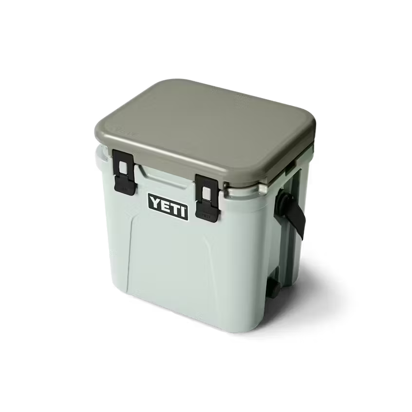 YETI Roadie 24 Hard Cooler Ridgeline