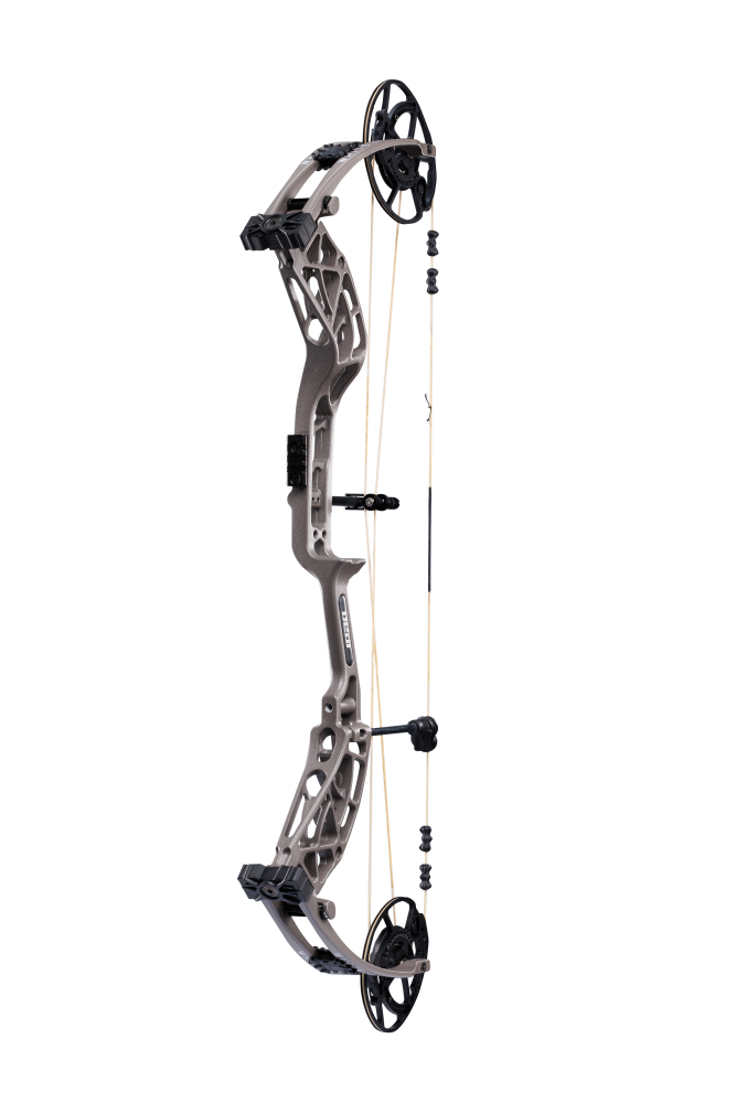 Bear Archery Whitetail INT Compound Bow - Emerge 2.0 / Right Hand / 55-70