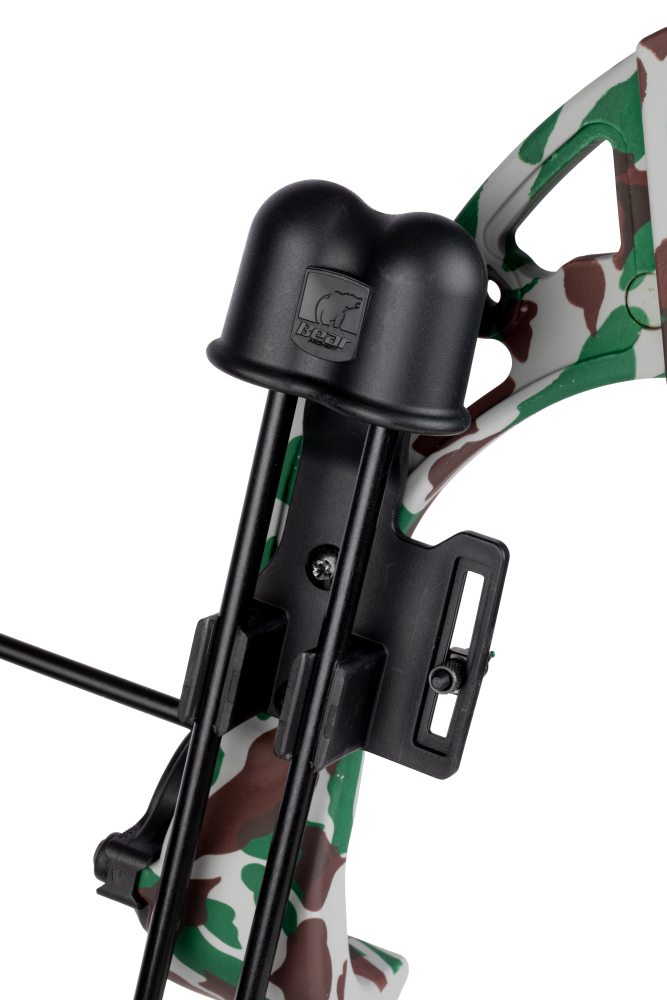 Bear Archery Brave Youth Bow - Camouflage / Right Hand / Continuous up to 25